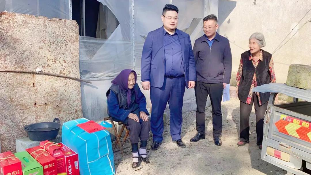 夕阳无限好,敬老情更浓——东岳机械走访百岁老人 夕阳无限好,敬老情更浓——东岳机械走访百岁老人